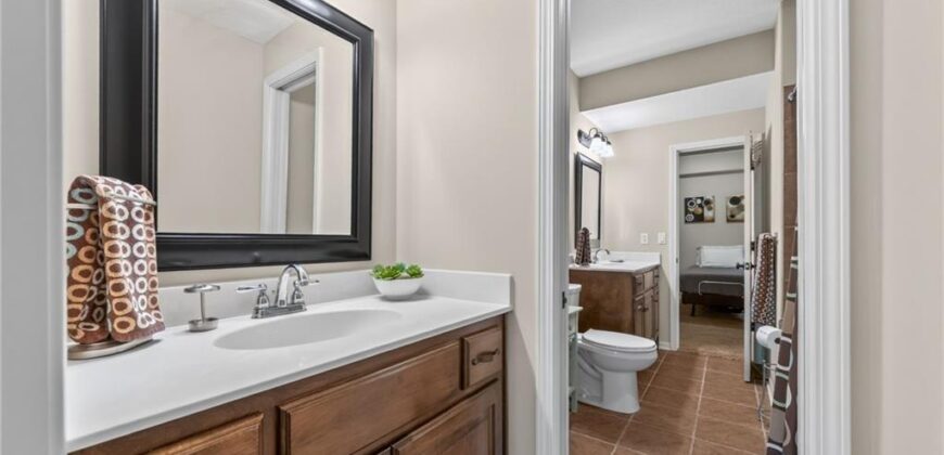 9411 N Kensington Avenue, Kansas City, MO 64156