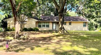 226 NW 43rd Street, Kansas City, MO 64116