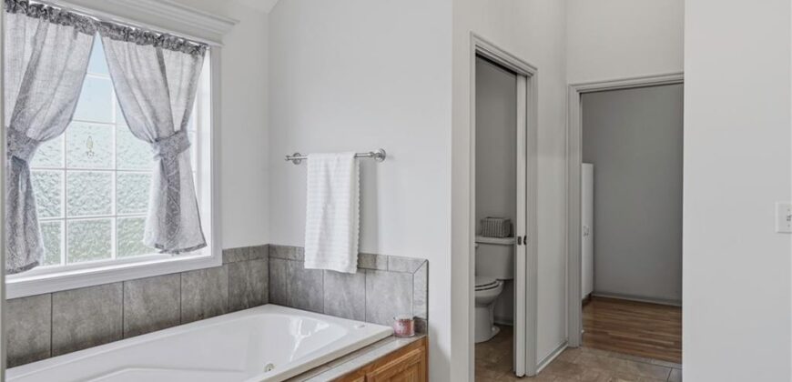 1609 NW 95th Street, Kansas City, MO 64155