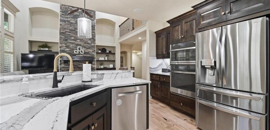 10607 N Hedges Street, Kansas City, MO 64157