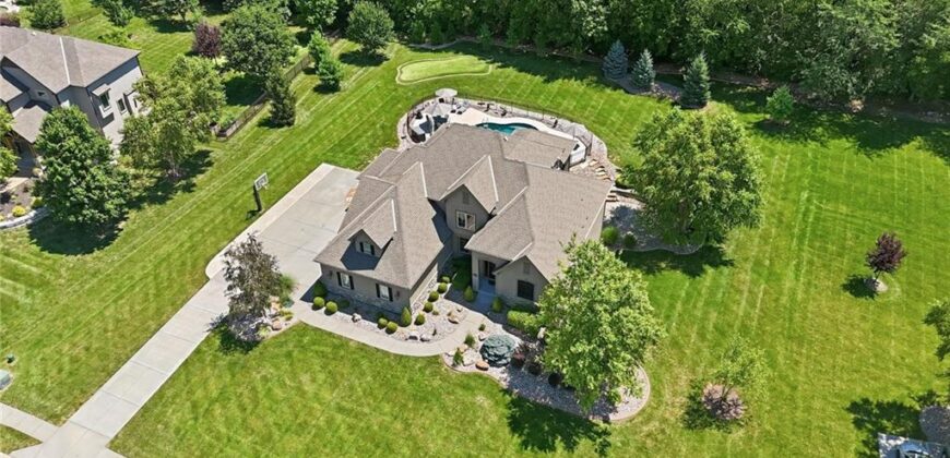 10607 N Hedges Street, Kansas City, MO 64157