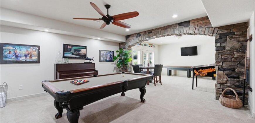 10607 N Hedges Street, Kansas City, MO 64157