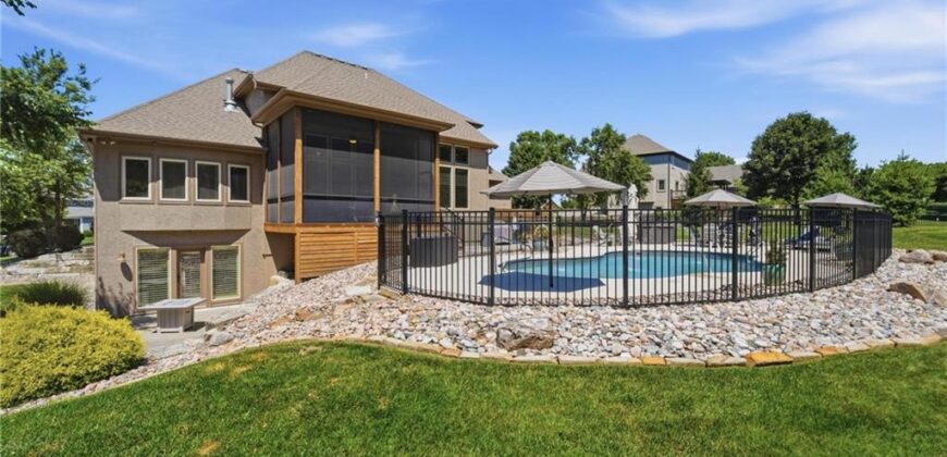 10607 N Hedges Street, Kansas City, MO 64157