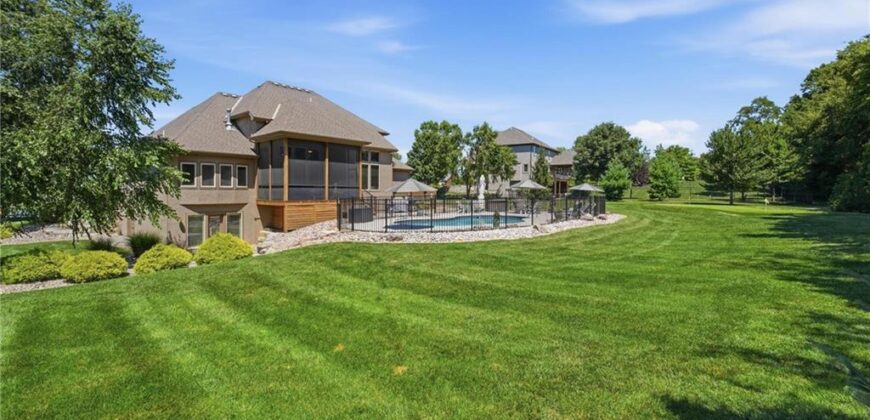 10607 N Hedges Street, Kansas City, MO 64157