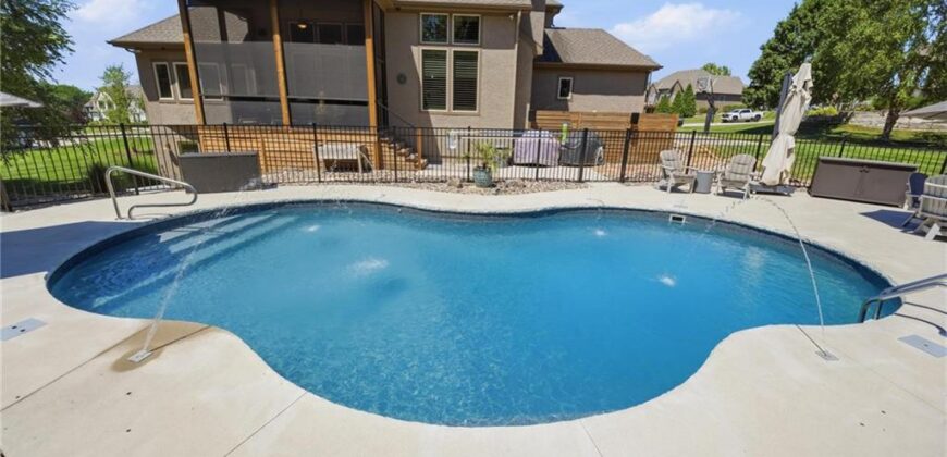 10607 N Hedges Street, Kansas City, MO 64157