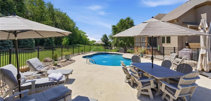 10607 N Hedges Street, Kansas City, MO 64157