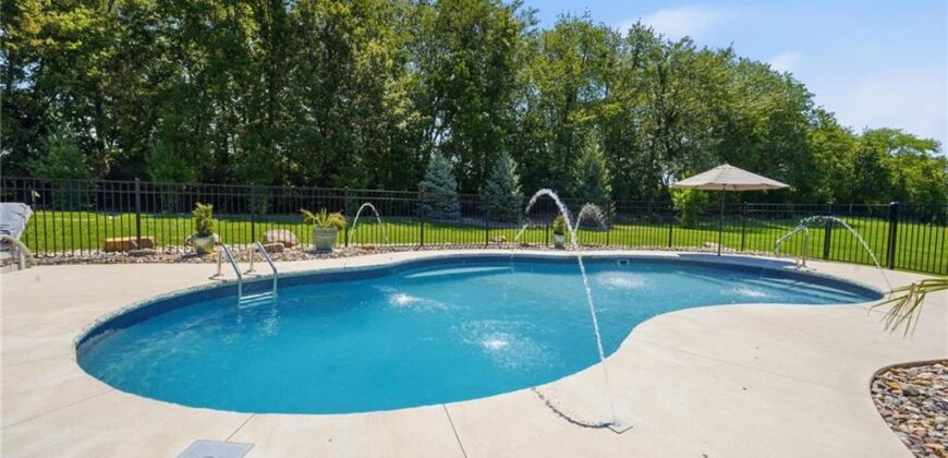 10607 N Hedges Street, Kansas City, MO 64157