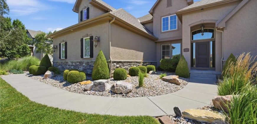 10607 N Hedges Street, Kansas City, MO 64157