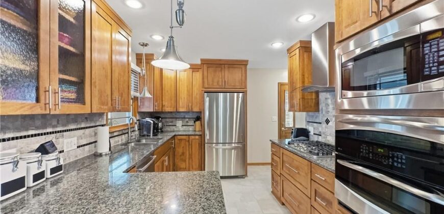 507 Walnut Street, Weston, MO 64098