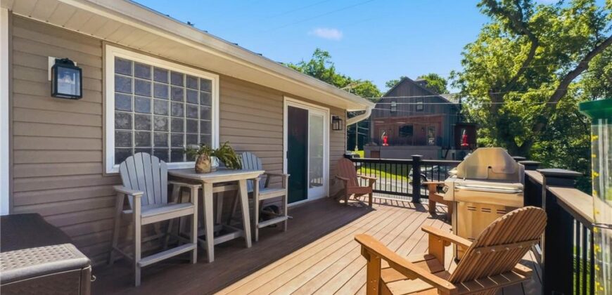 507 Walnut Street, Weston, MO 64098