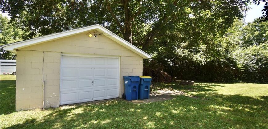3105 B Highway, Liberty, MO 64068
