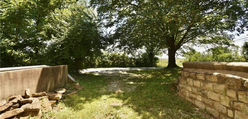 3105 B Highway, Liberty, MO 64068