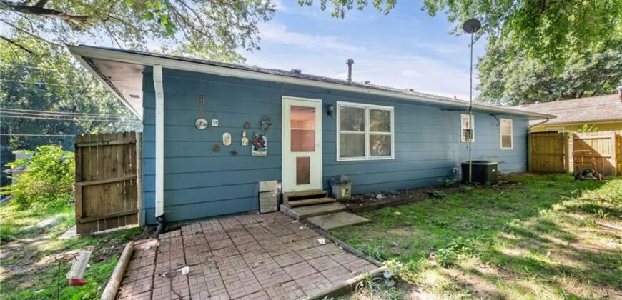 705 Cherry Street, Weston, MO 64098