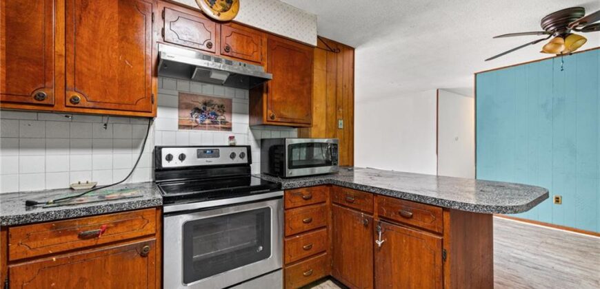 705 Cherry Street, Weston, MO 64098