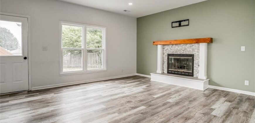 819 Porter Ridge Road, Kearney, MO 64060