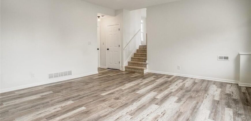 819 Porter Ridge Road, Kearney, MO 64060