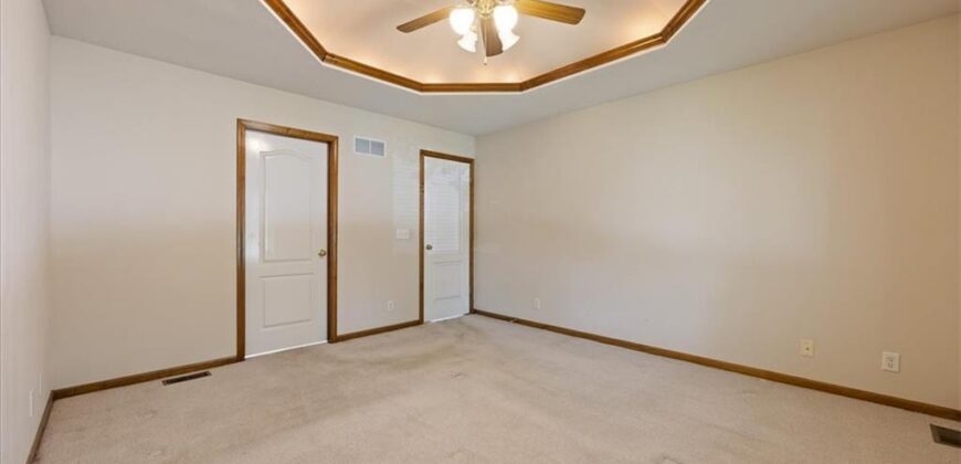 8308 NE 74Th Terrace, Kansas City, MO 64158