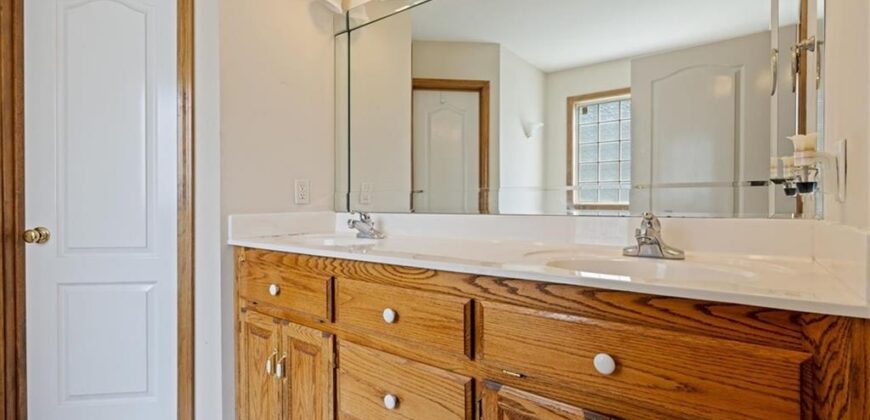 8308 NE 74Th Terrace, Kansas City, MO 64158