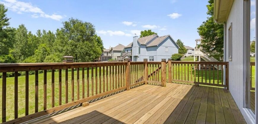 8308 NE 74Th Terrace, Kansas City, MO 64158