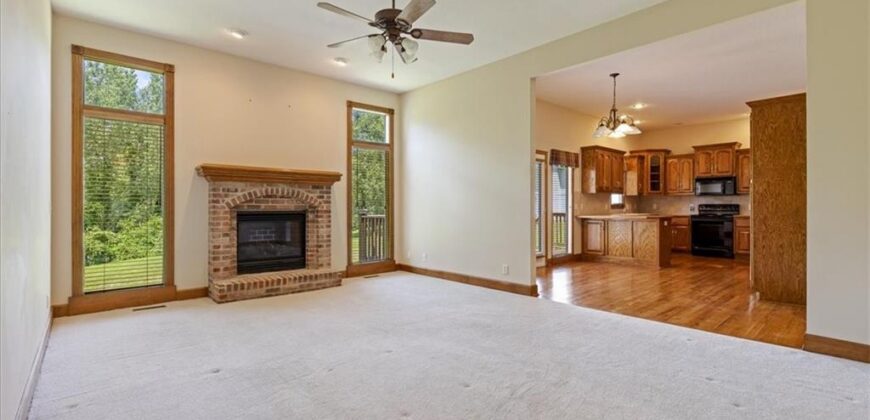8308 NE 74Th Terrace, Kansas City, MO 64158