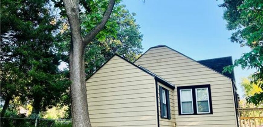 4641 N Elmwood Avenue, Kansas City, MO 64117