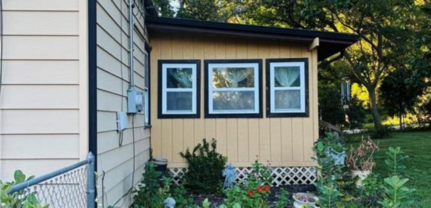 4641 N Elmwood Avenue, Kansas City, MO 64117