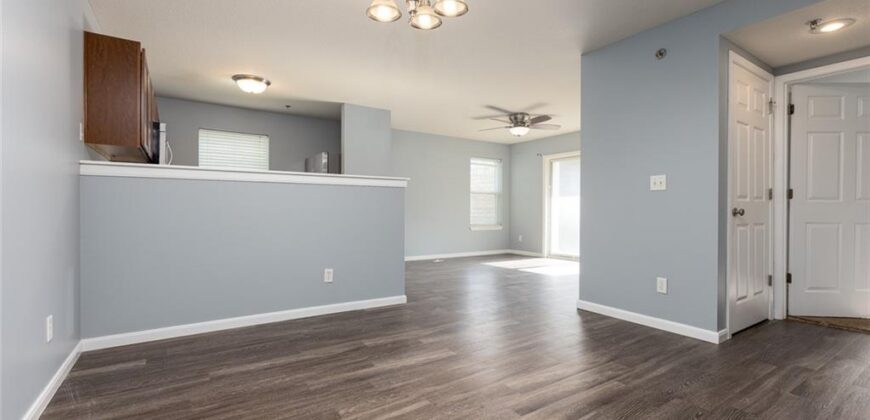 8111 N LAWNDALE Avenue, Kansas City, MO 64119