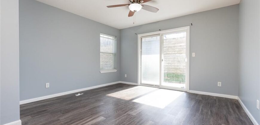 8111 N LAWNDALE Avenue, Kansas City, MO 64119