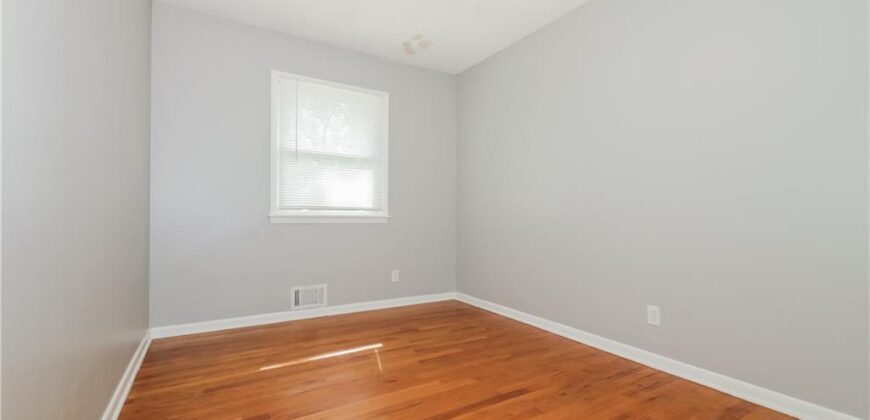 6303 N Bellefontaine Avenue, Gladstone, MO 64119