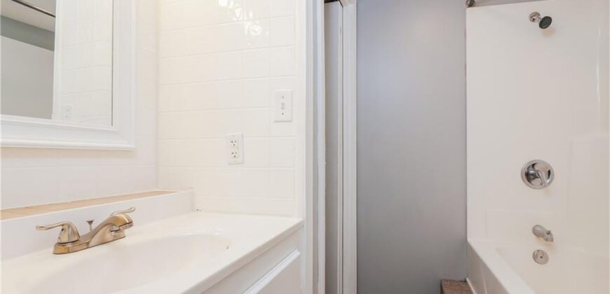 6303 N Bellefontaine Avenue, Gladstone, MO 64119