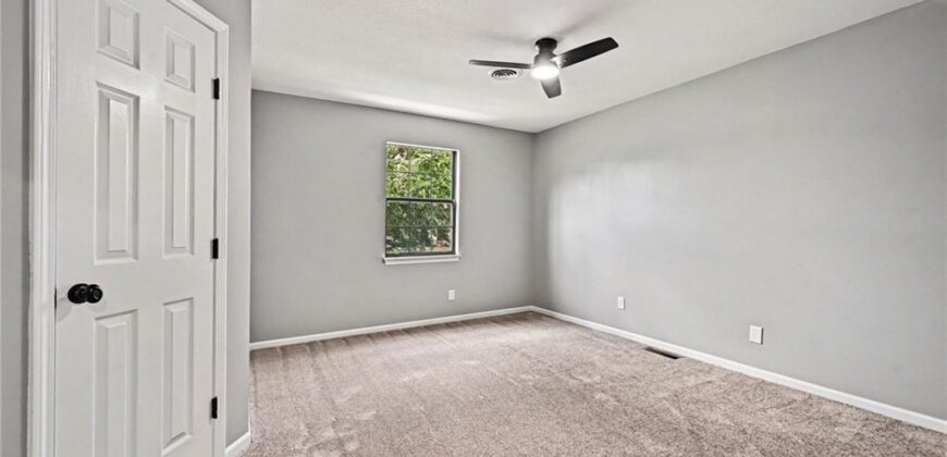 7033 N Fisk Court, Kansas City, MO 64151