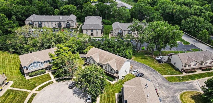 7033 N Fisk Court, Kansas City, MO 64151