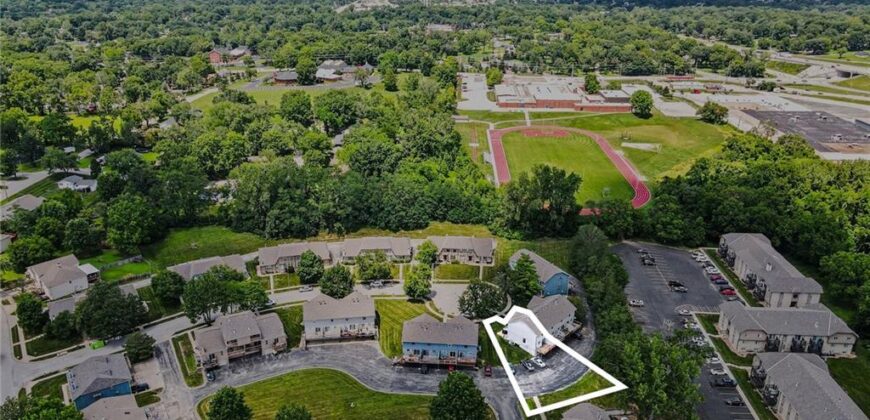7033 N Fisk Court, Kansas City, MO 64151
