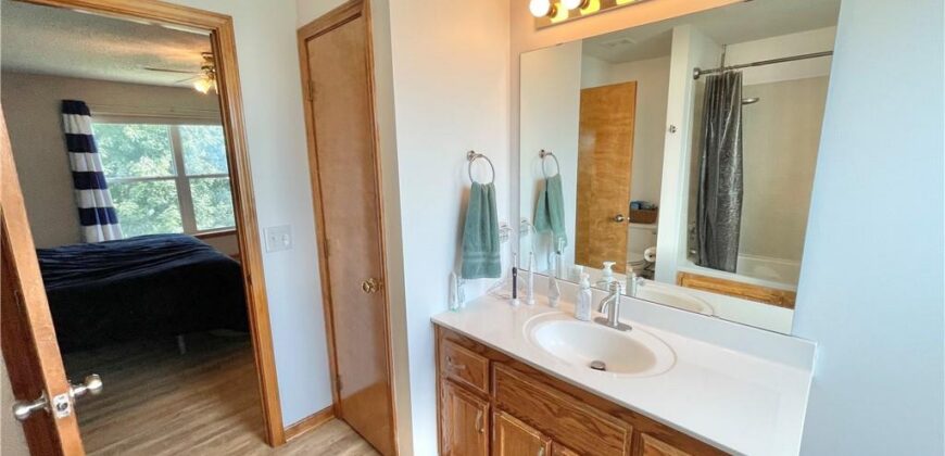 2224 W Ivory Circle, Excelsior Springs, MO 64024