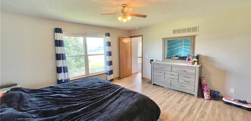 2224 W Ivory Circle, Excelsior Springs, MO 64024