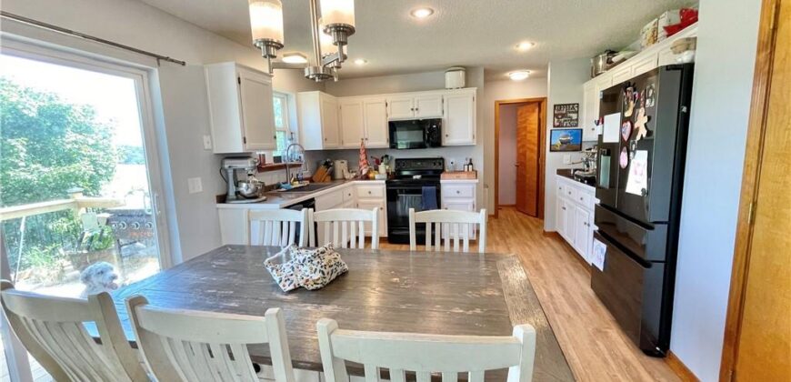 2224 W Ivory Circle, Excelsior Springs, MO 64024