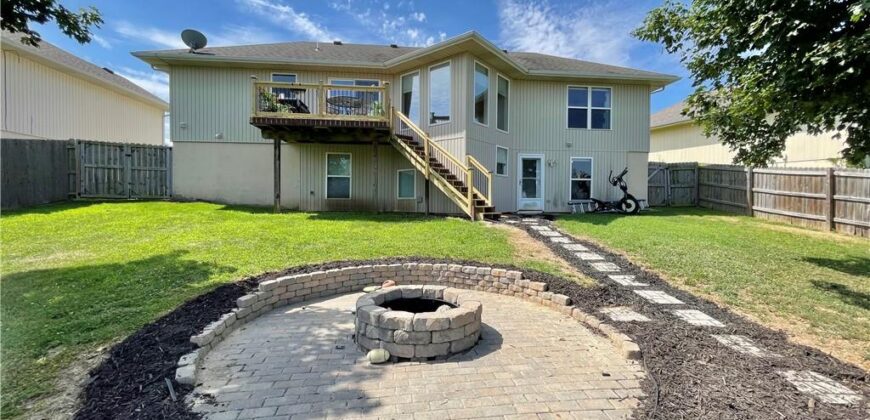 2224 W Ivory Circle, Excelsior Springs, MO 64024