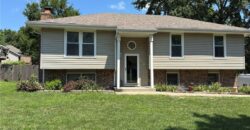 528 NE Karapat Drive, Kansas City, MO 64155
