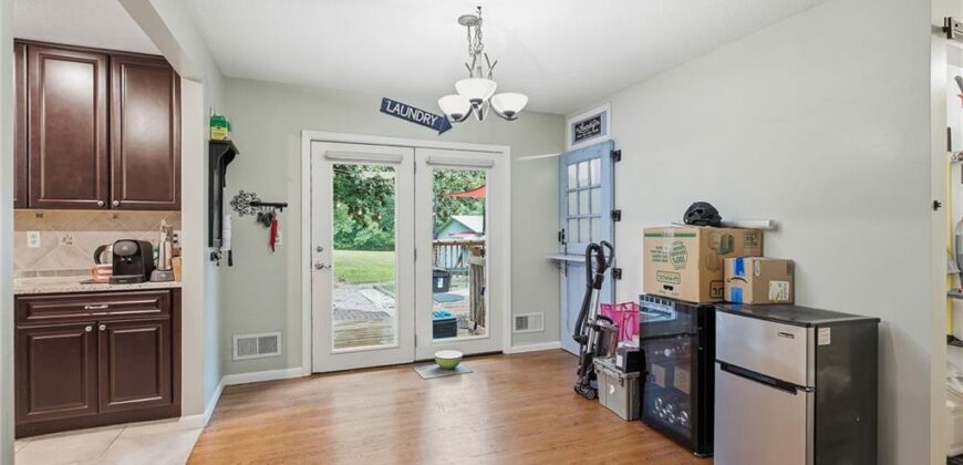 4340 NW Gleason Road, Kansas City, MO 64151