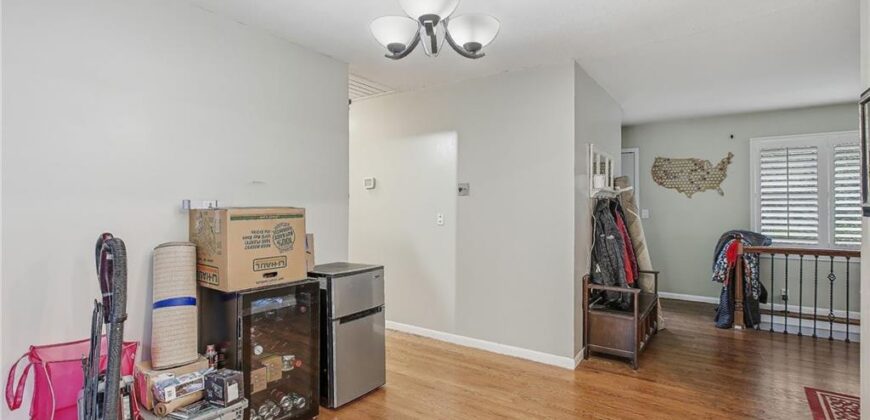 4340 NW Gleason Road, Kansas City, MO 64151