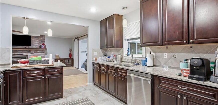 4340 NW Gleason Road, Kansas City, MO 64151