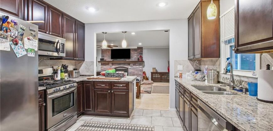 4340 NW Gleason Road, Kansas City, MO 64151