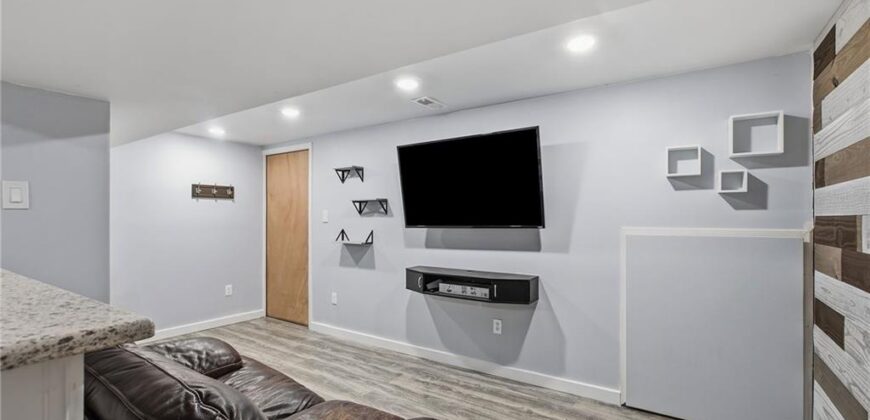 4340 NW Gleason Road, Kansas City, MO 64151