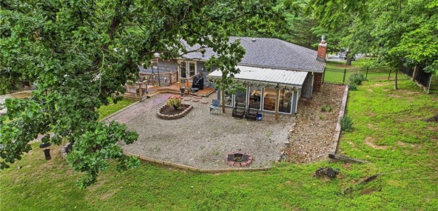 4340 NW Gleason Road, Kansas City, MO 64151