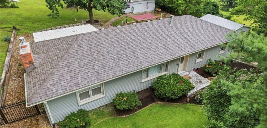 4340 NW Gleason Road, Kansas City, MO 64151
