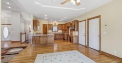 700 E 10th Street, Kearney, MO 64060