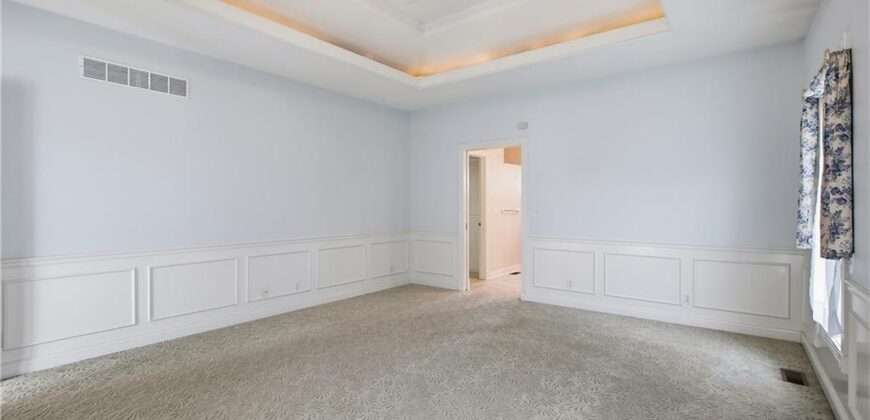 700 E 10th Street, Kearney, MO 64060