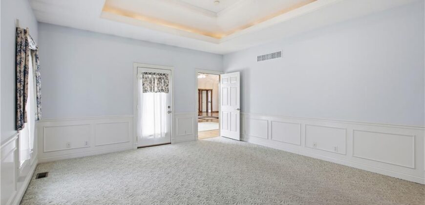 700 E 10th Street, Kearney, MO 64060
