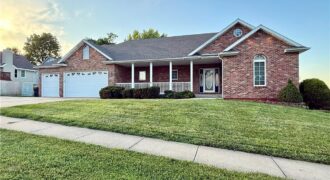 700 E 10th Street, Kearney, MO 64060