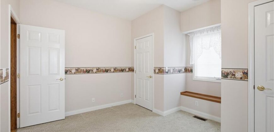 700 E 10th Street, Kearney, MO 64060